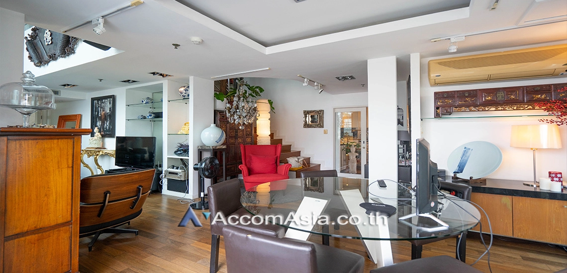 5  3 br Condominium For Rent in Ploenchit ,Bangkok BTS Chitlom at Baan Na Varang AA30897