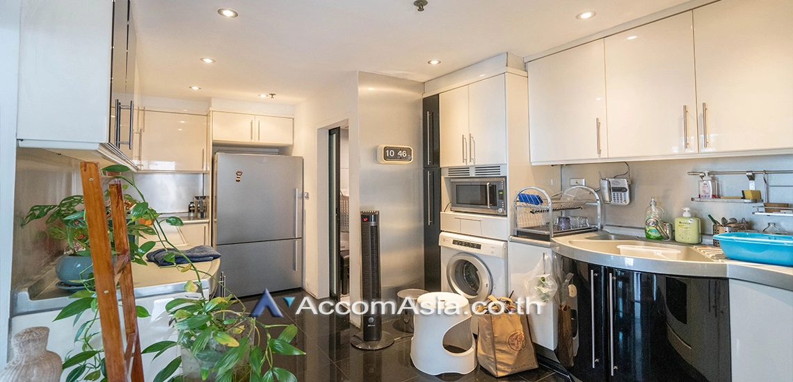 17  3 br Condominium for rent and sale in Ploenchit ,Bangkok BTS Chitlom at Baan Na Varang AA30897