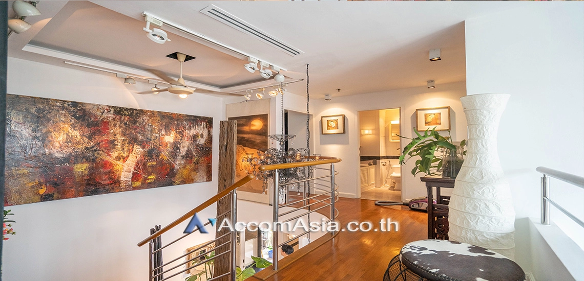 8  3 br Condominium For Rent in Ploenchit ,Bangkok BTS Chitlom at Baan Na Varang AA30897
