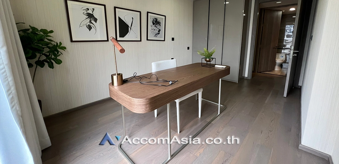 11  3 br Condominium For Rent in Ploenchit ,Bangkok BTS Ratchadamri - MRT Silom at Klass Sarasin-Rajdamri AA30901