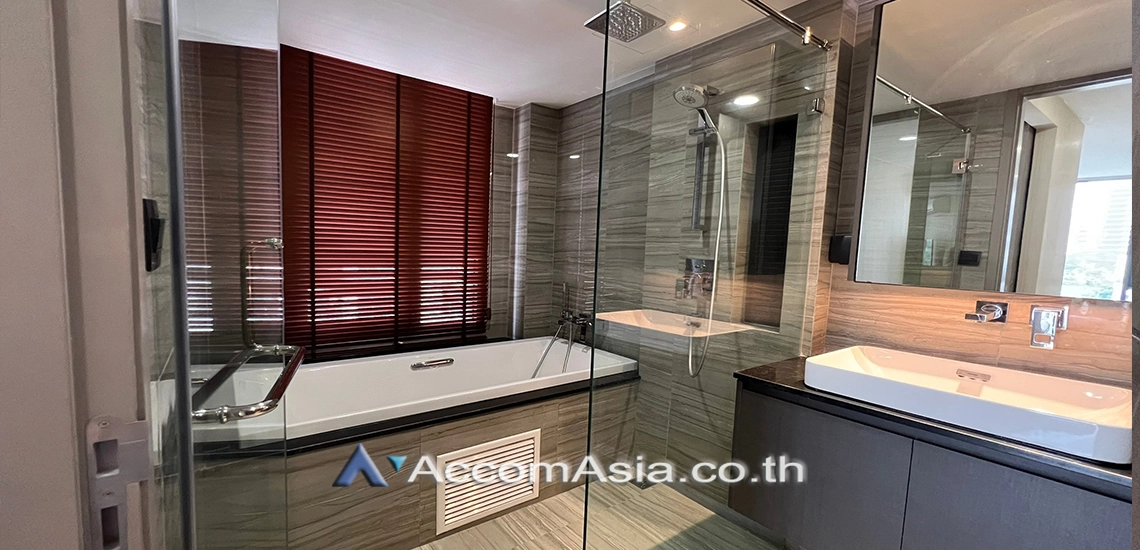 16  3 br Condominium For Rent in Ploenchit ,Bangkok BTS Ratchadamri - MRT Silom at Klass Sarasin-Rajdamri AA30901