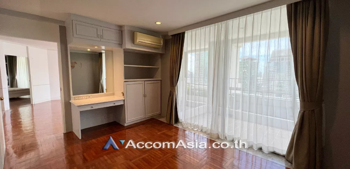 19  5 br Apartment For Rent in Silom ,Bangkok BTS Chong Nonsi at Simply Life AA30914