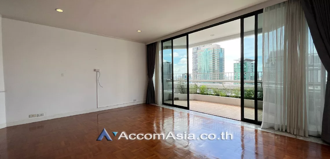 6  5 br Apartment For Rent in Silom ,Bangkok BTS Chong Nonsi at Simply Life AA30914