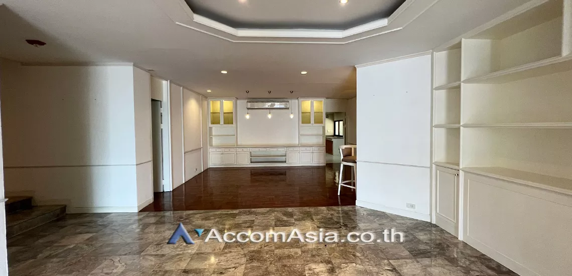 4  5 br Apartment For Rent in Silom ,Bangkok BTS Chong Nonsi at Simply Life AA30914