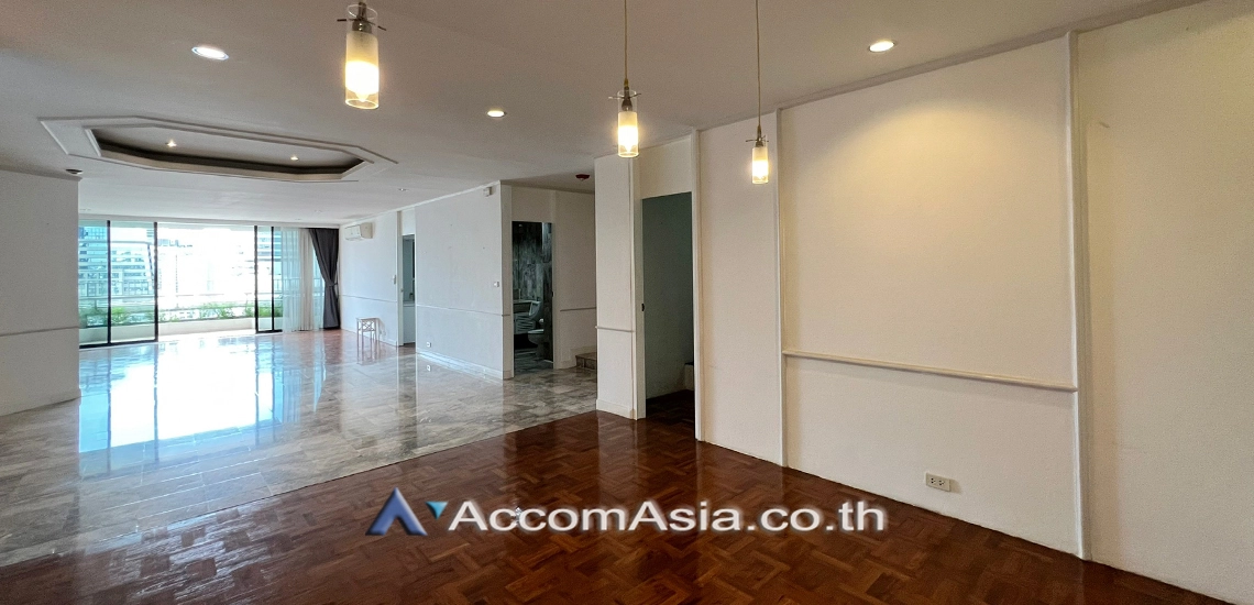  1  5 br Apartment For Rent in Silom ,Bangkok BTS Chong Nonsi at Simply Life AA30914