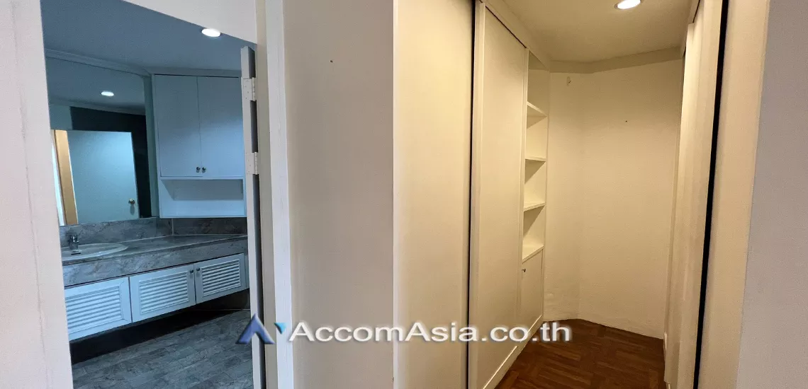 28  5 br Apartment For Rent in Silom ,Bangkok BTS Chong Nonsi at Simply Life AA30914