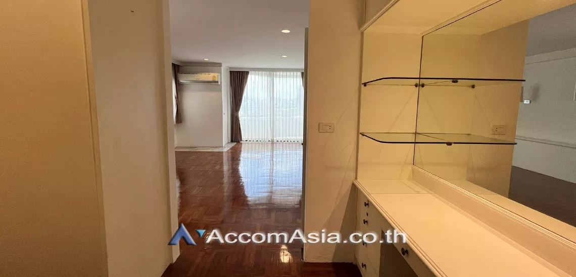 13  5 br Apartment For Rent in Silom ,Bangkok BTS Chong Nonsi at Simply Life AA30914