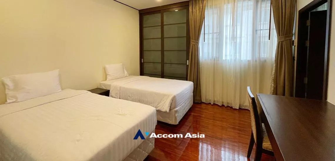 6  3 br Apartment for rent and sale in Sukhumvit ,Bangkok BTS Asok - MRT Sukhumvit at Elegant place for a Pet Friendly AA30947