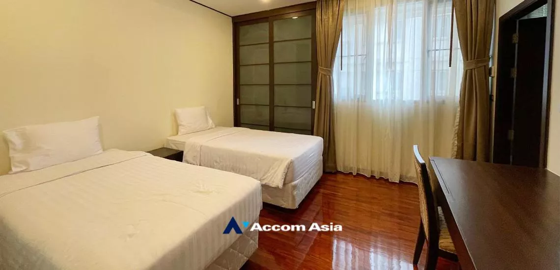 6  3 br Apartment For Rent in Sukhumvit ,Bangkok BTS Asok - MRT Sukhumvit at Elegant place for a Pet Friendly AA30947