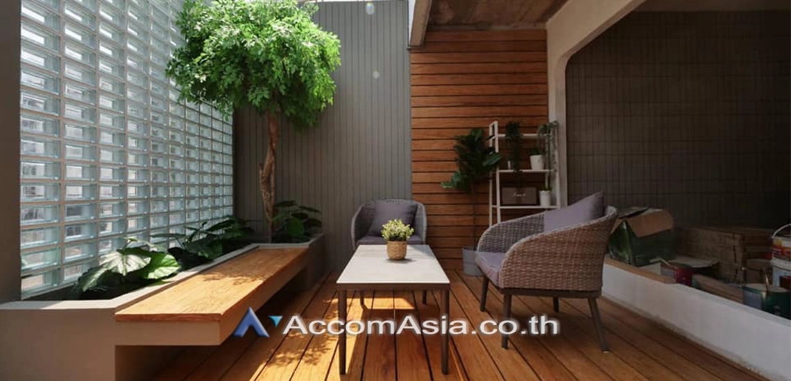 5  3 br House For Rent in Sukhumvit ,Bangkok BTS Phra khanong at Safe and local lifestyle Home AA30954