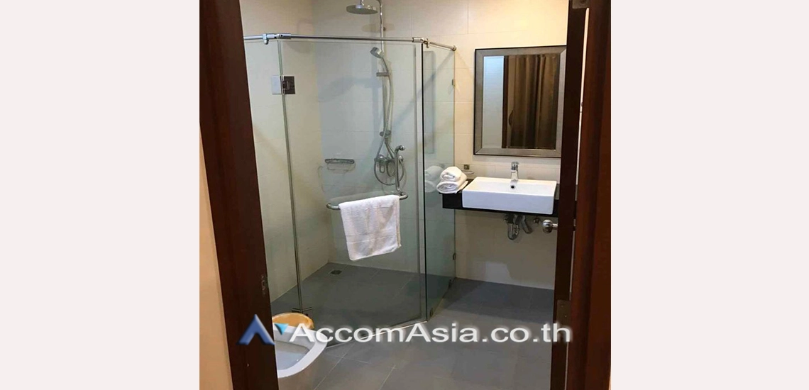 8  6 br Townhouse for rent and sale in Sukhumvit ,Bangkok BTS Nana AA30956