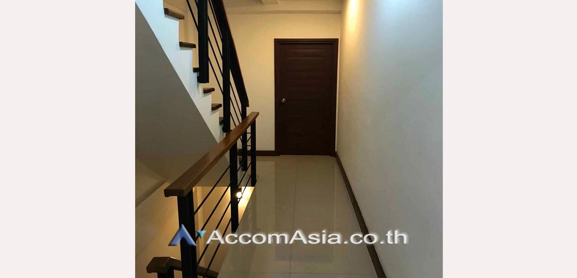 6  6 br Townhouse for rent and sale in Sukhumvit ,Bangkok BTS Nana AA30956