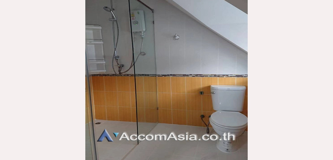 10  3 br House For Rent in Bang Na ,Bangkok BTS Bearing at Fantasia Villa 3  AA30959
