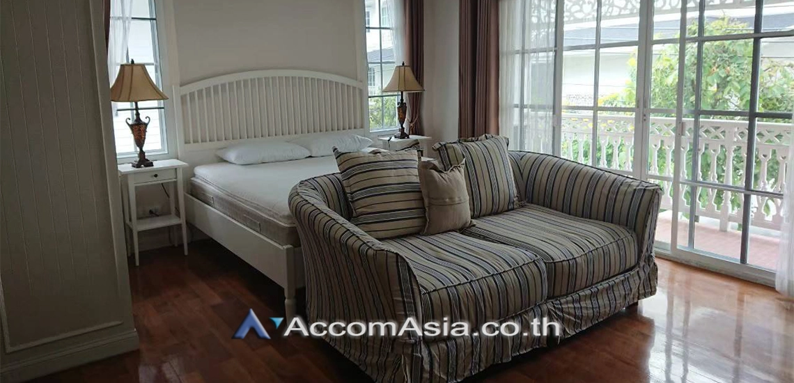 5  3 br House For Rent in Bang Na ,Bangkok BTS Bearing at Fantasia Villa 3  AA30959