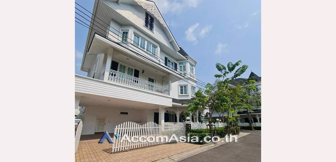  2  4 br House For Rent in Bangna ,Bangkok  at Fantasia Villa 4 AA30961