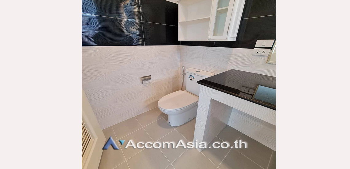 18  4 br House For Rent in Bang Na ,Bangkok  at Fantasia Villa 4 AA30961