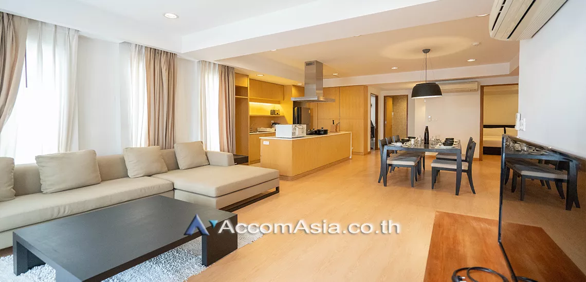 unit 2 Bedrooms  Apartment For Rent in Sukhumvit, Bangkok  near BTS Phrom Phong (AA30962)
