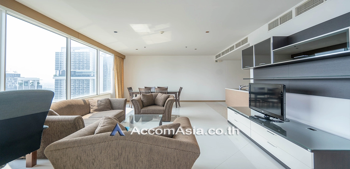  3 Bedrooms  Condominium For Rent in Sathorn, Bangkok  near BTS Chong Nonsi - BRT Sathorn (AA30964)