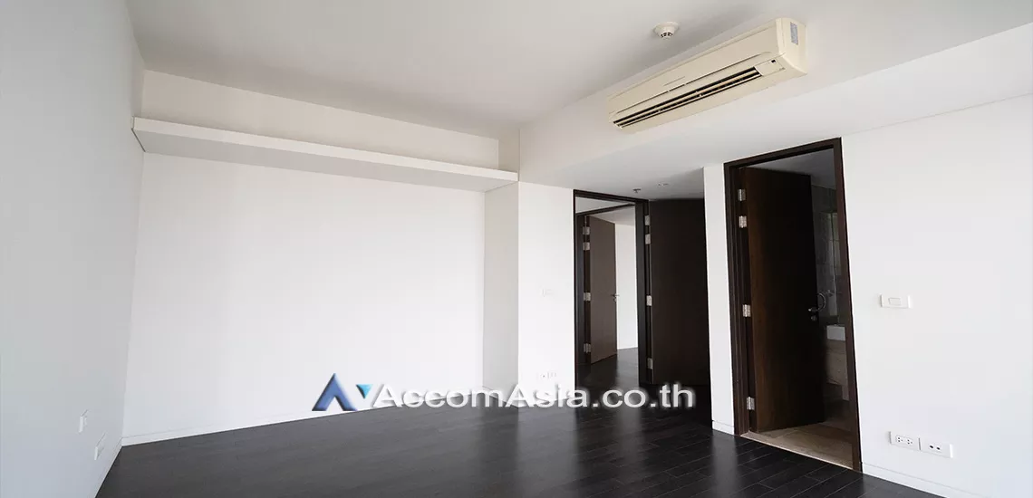 5  2 br Condominium For Rent in Ploenchit ,Bangkok BTS Ratchadamri at Hansar Residence AA30965