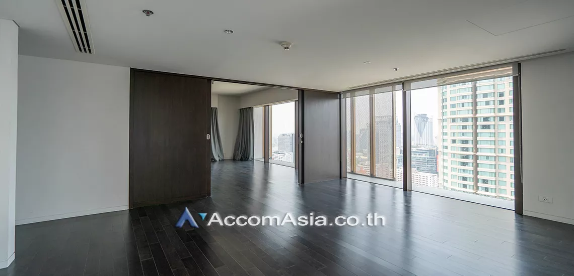 8  2 br Condominium For Rent in Ploenchit ,Bangkok BTS Ratchadamri at Hansar Residence AA30965