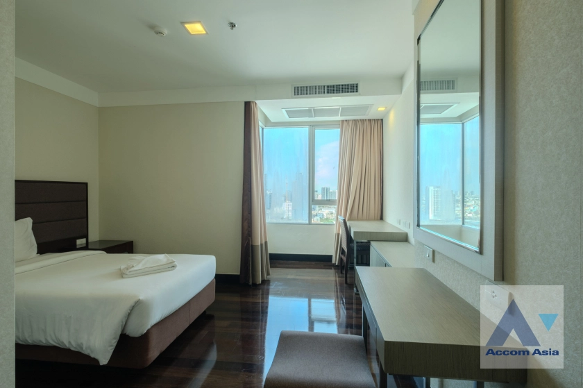 14  3 br Apartment for rent and sale in Sukhumvit ,Bangkok BTS Ekkamai at 5 stars serviced apartment AA30971