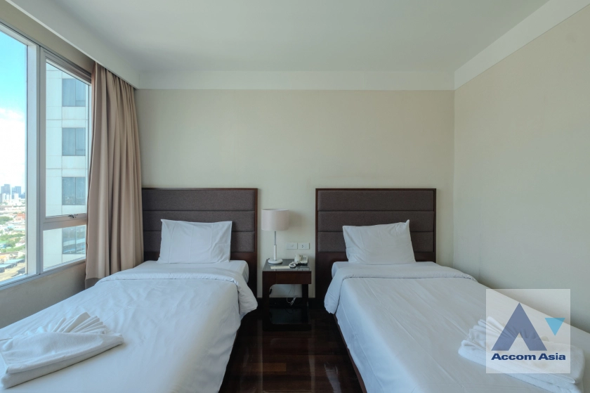 20  3 br Apartment for rent and sale in Sukhumvit ,Bangkok BTS Ekkamai at 5 stars serviced apartment AA30971