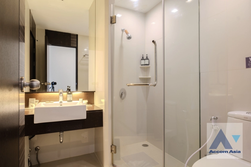 21  3 br Apartment for rent and sale in Sukhumvit ,Bangkok BTS Ekkamai at 5 stars serviced apartment AA30971