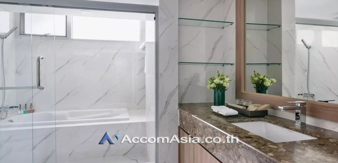  1  1 br Apartment For Rent in Sukhumvit ,Bangkok BTS Phrom Phong at Luxury service Apartment AA30978