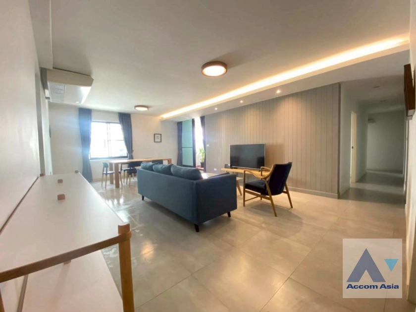 unitPet friendly |  3 Bedrooms  Apartment For Rent in Sukhumvit, Bangkok  near BTS Asok - MRT Sukhumvit (AA30980)