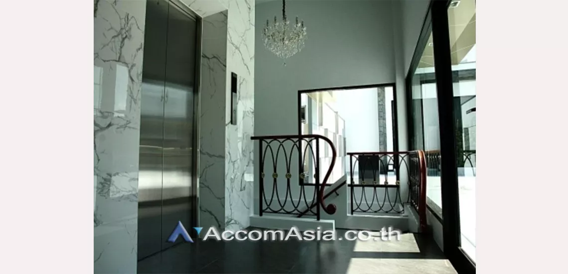 8  Studio Building For Rent in Phaholyothin ,Bangkok BTS Chitlom - ARL Lat krabang AA30993