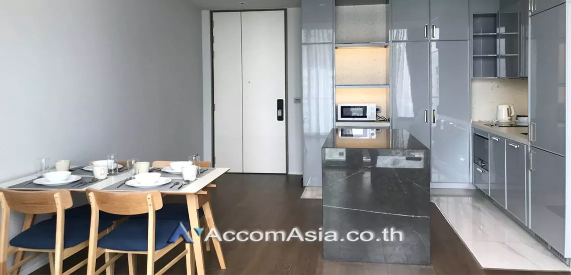 unit 1 Bedroom  Condominium For Rent & Sale in Sukhumvit, Bangkok  near BTS Phrom Phong (AA30998)