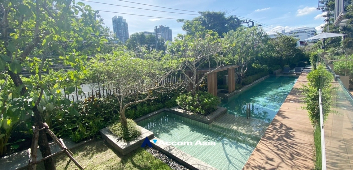 24  2 br House For Rent in Ratchadaphisek ,Bangkok MRT Phetchaburi at Modern Executive Houses Compound AA31002