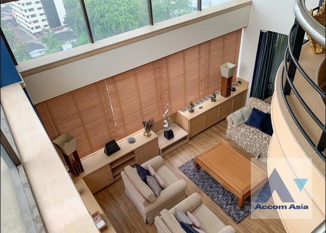 Duplex Condo, Pet friendly |  4 Bedrooms  Condominium For Sale in Sukhumvit, Bangkok  near BTS Thong Lo (AA31004)