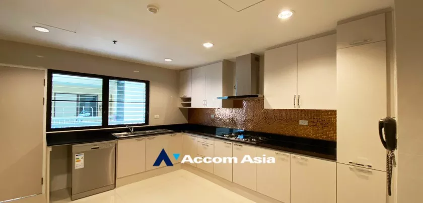 12  4 br Apartment For Rent in Sukhumvit ,Bangkok BTS Asok - MRT Sukhumvit at Comfortable for Living AA31009