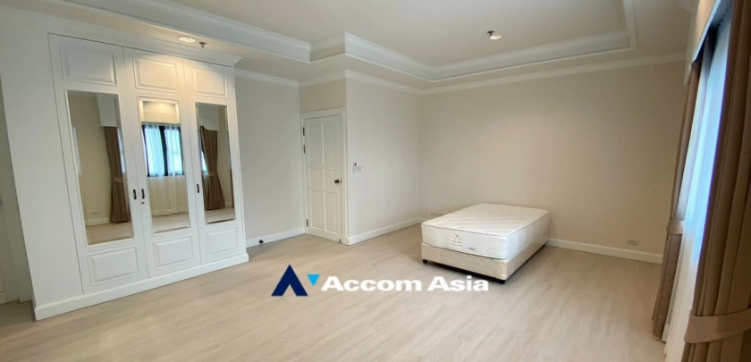 20  4 br Apartment For Rent in Sukhumvit ,Bangkok BTS Asok - MRT Sukhumvit at Perfect Apartment for Big Family, Prime Location Near Main Street AA31009