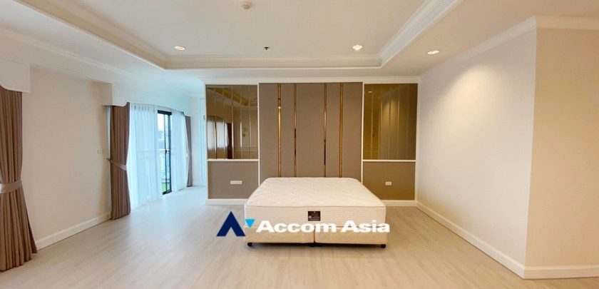 17  4 br Apartment For Rent in Sukhumvit ,Bangkok BTS Asok - MRT Sukhumvit at Perfect Apartment for Big Family, Prime Location Near Main Street AA31009