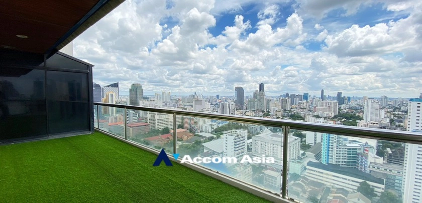 34  4 br Apartment For Rent in Sukhumvit ,Bangkok BTS Asok - MRT Sukhumvit at Perfect Apartment for Big Family, Prime Location Near Main Street AA31009