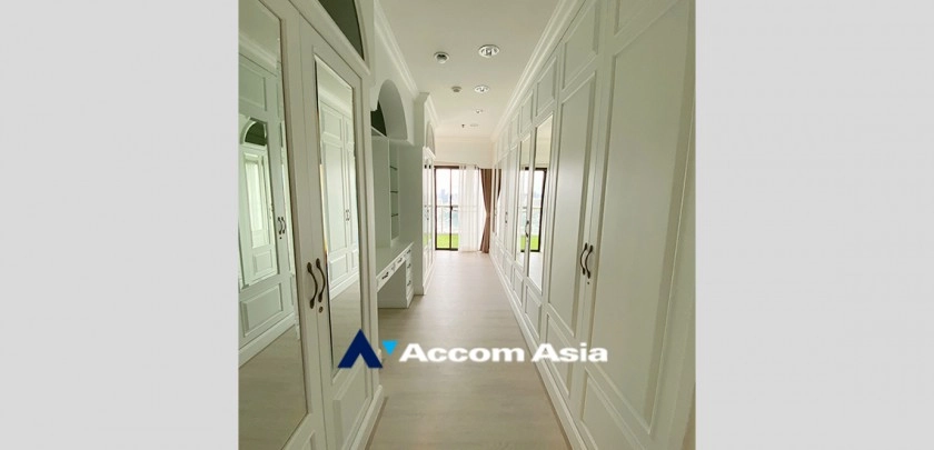 27  4 br Apartment For Rent in Sukhumvit ,Bangkok BTS Asok - MRT Sukhumvit at Perfect Apartment for Big Family, Prime Location Near Main Street AA31009