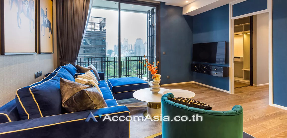 Pet friendly |  2 Bedrooms  Condominium For Rent & Sale in Ploenchit, Bangkok  near BTS Ploenchit (AA31026)
