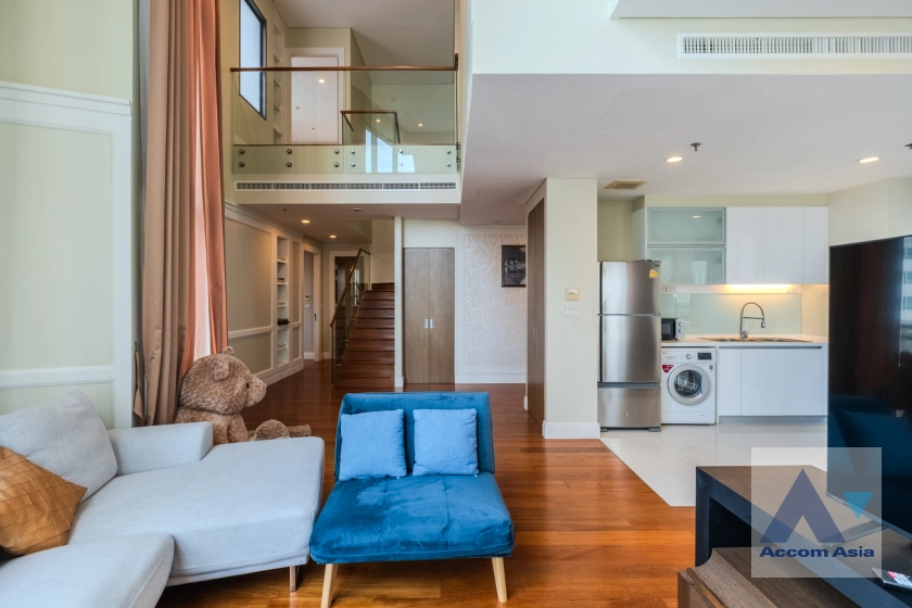 unitDuplex Condo |  3 Bedrooms  Condominium For Rent in Sukhumvit, Bangkok  near BTS Phrom Phong (AA31029)