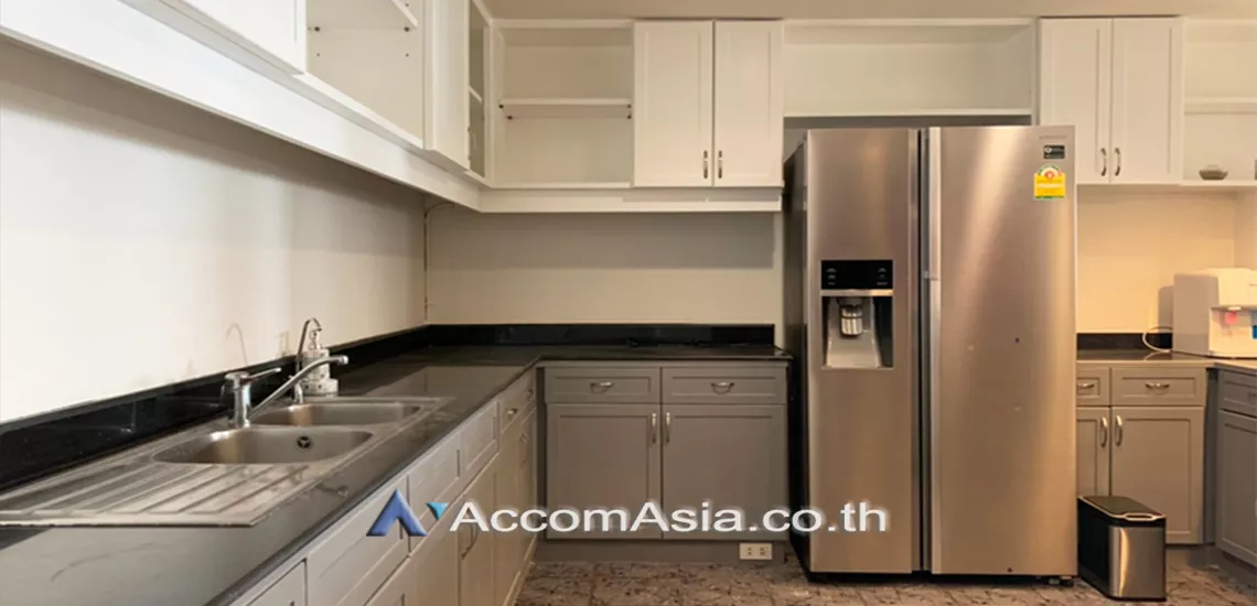 12  4 br Condominium For Rent in Sukhumvit ,Bangkok BTS Ekkamai at Tai Ping Tower AA31030