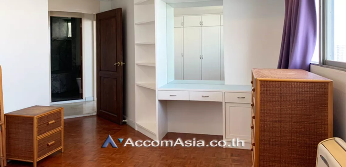 21  4 br Condominium For Rent in Sukhumvit ,Bangkok BTS Ekkamai at Tai Ping Tower AA31030