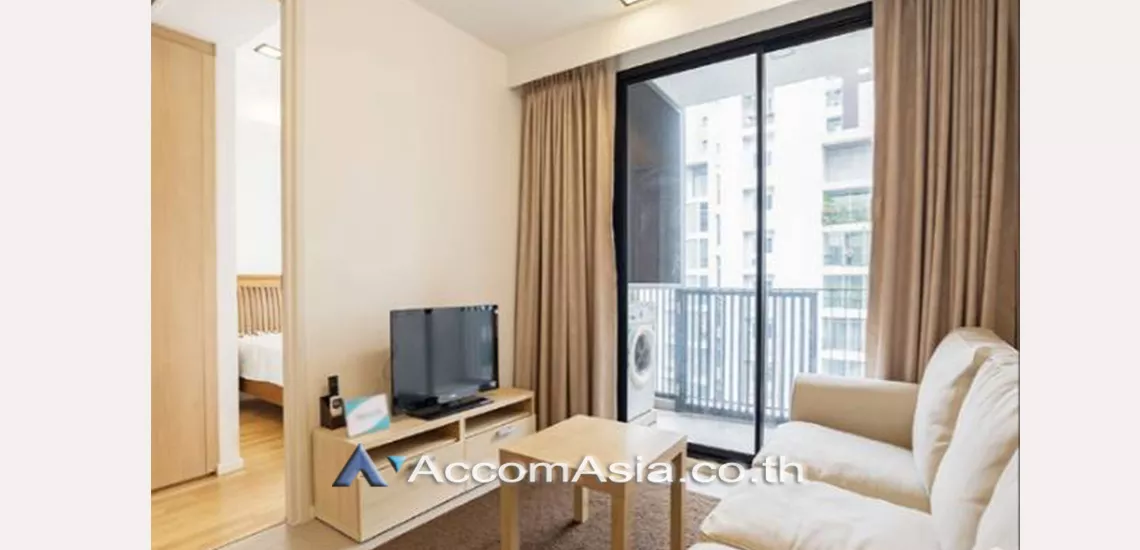 unit 1 Bedroom  Condominium For Rent in Ploenchit, Bangkok  near BTS Ploenchit (AA31032)