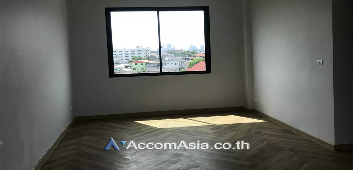 8  4 br Townhouse for rent and sale in Pattanakarn ,Bangkok BTS On Nut at The Pride Sukhumvit 77 AA31043