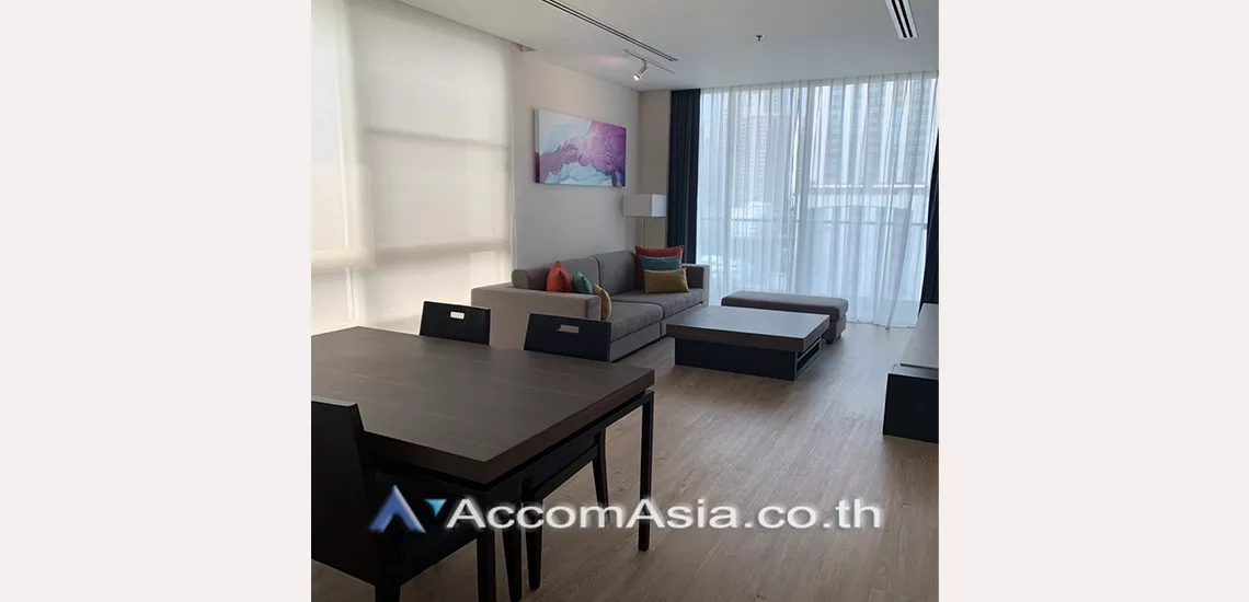  1 Bedroom  Apartment For Rent in Sukhumvit, Bangkok  near BTS Ploenchit (AA31049)