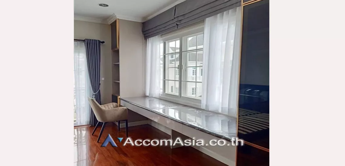 10  4 br House For Rent in Bangna ,Bangkok  at Fantasia Villa 4 AA31050