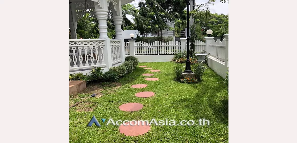 14  4 br House For Rent in Bangna ,Bangkok  at Fantasia Villa 4 AA31050