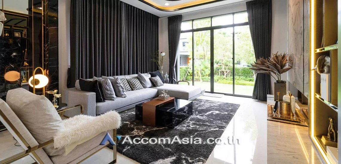  3 Bedrooms  House For Rent in ,   near BTS Bearing (AA31051)