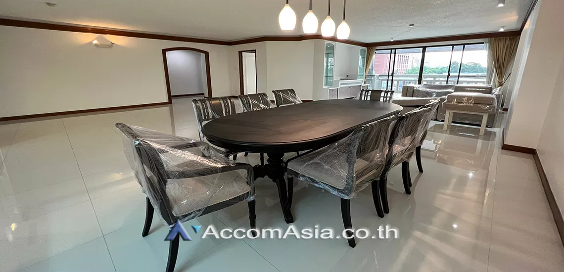 6  3 br Apartment For Rent in Ploenchit ,Bangkok BTS Ratchadamri at High rise and Peaceful AA31057