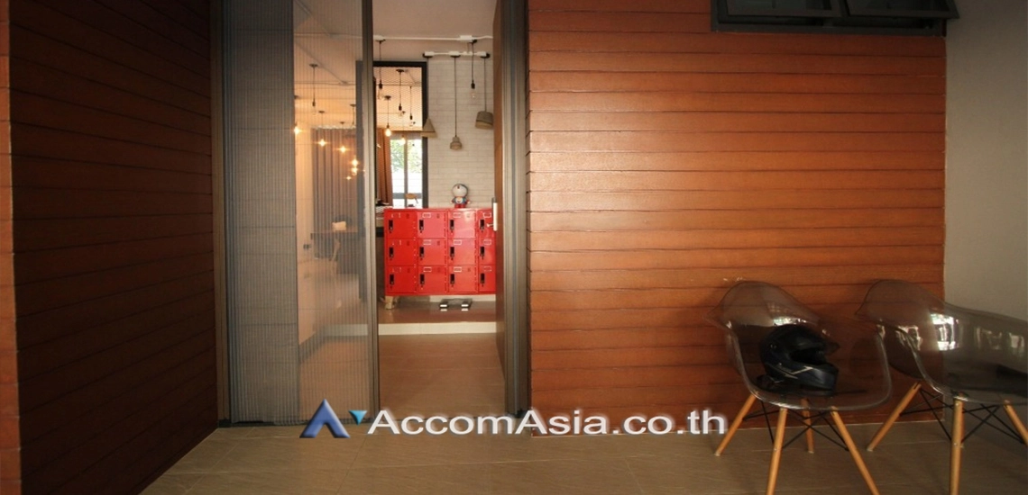 8  3 br Townhouse for rent and sale in Sukhumvit ,Bangkok BTS Ekkamai at The Park lane 22 AA31058